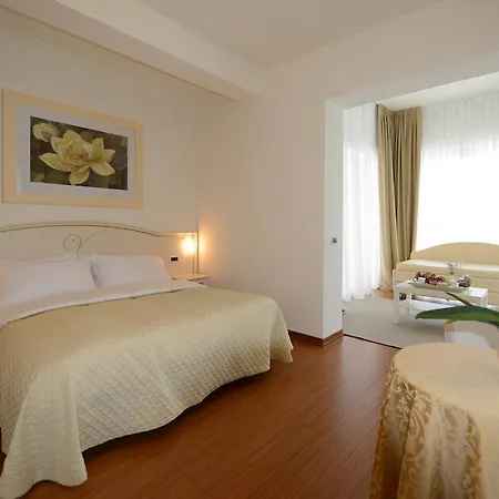 Viscardo 4* Forte dei Marmi