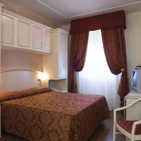 Otel Viscardo Forte dei Marmi
