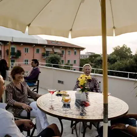Viscardo Otel