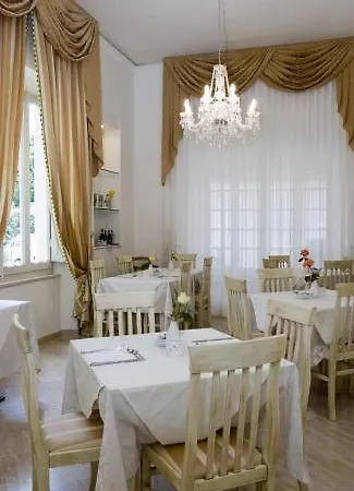 Viscardo 4* Forte dei Marmi