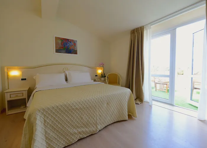 Viscardo Hotel 4*