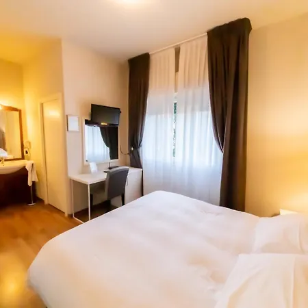 Viscardo Hotell 4*