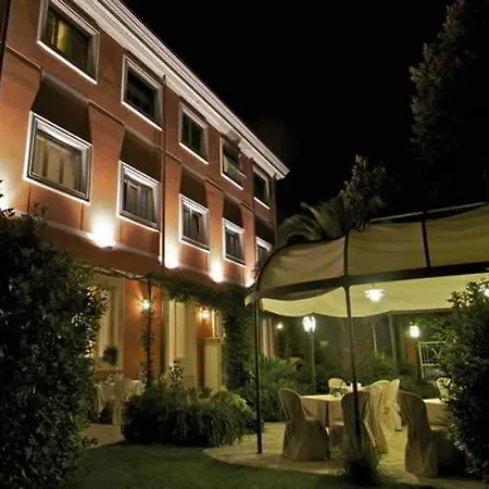 Hotell Viscardo 4*
