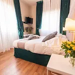 فندق فيسكاردو 4*